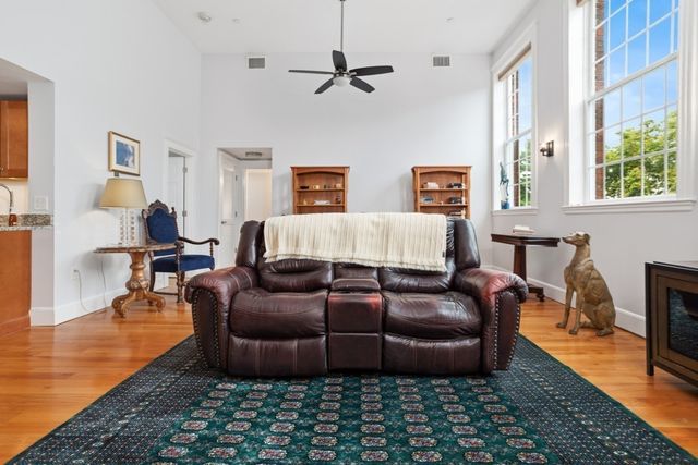 52 Sanborn Street 202, Reading, MA 01867