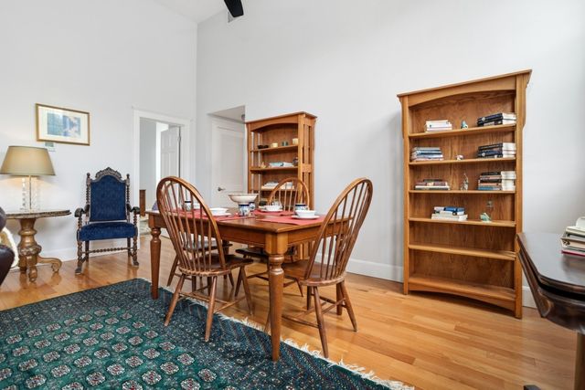 52 Sanborn Street 202, Reading, MA 01867