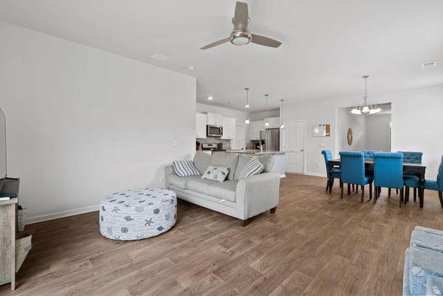 639 Silver Spruce Street, Summerville, SC 29486