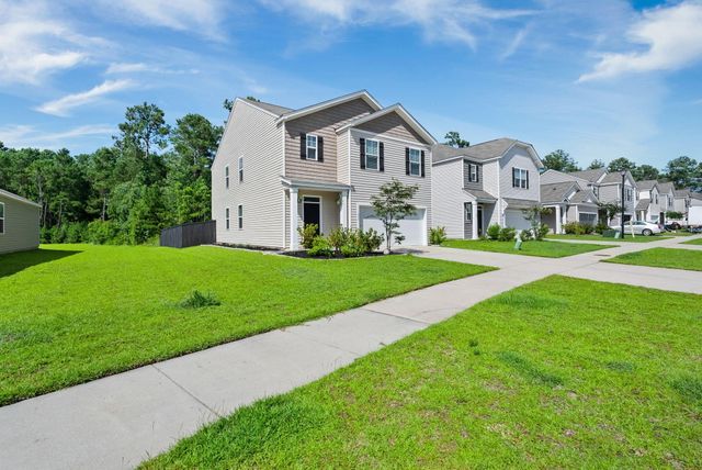 639 Silver Spruce Street, Summerville, SC 29486