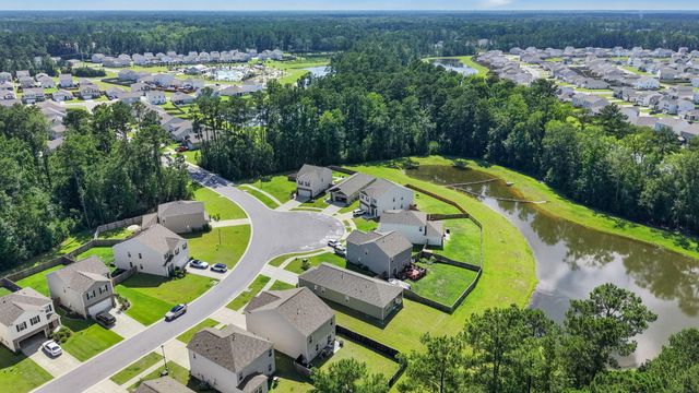639 Silver Spruce Street, Summerville, SC 29486