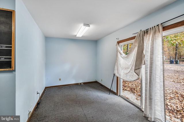 1025 LINDEN AVE, Williamstown, NJ 08094