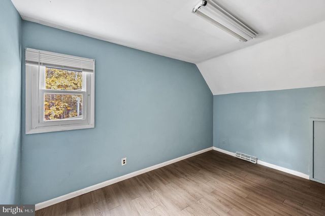 1025 LINDEN AVE, Williamstown, NJ 08094