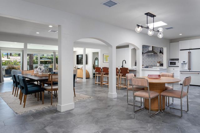 353 W Via Sol, Palm Springs, CA 92262