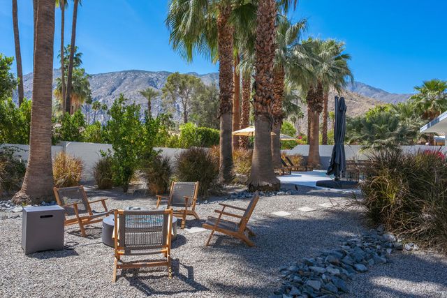 353 W Via Sol, Palm Springs, CA 92262