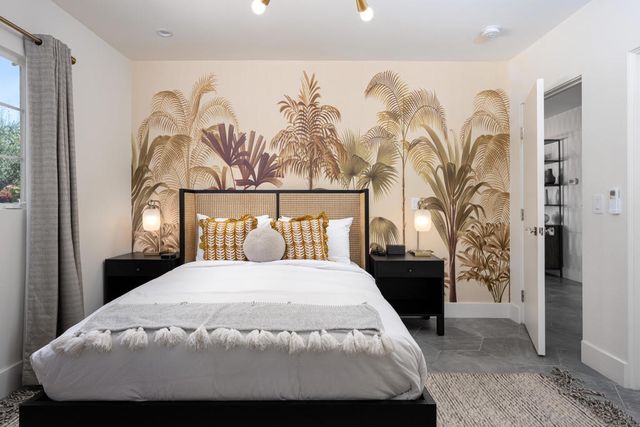 353 W Via Sol, Palm Springs, CA 92262