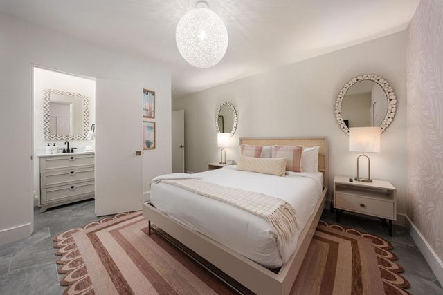 353 W Via Sol, Palm Springs, CA 92262