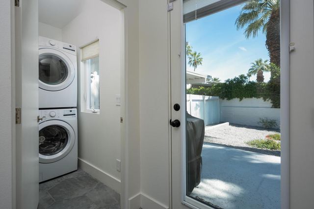 353 W Via Sol, Palm Springs, CA 92262