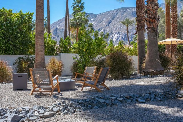 353 W Via Sol, Palm Springs, CA 92262