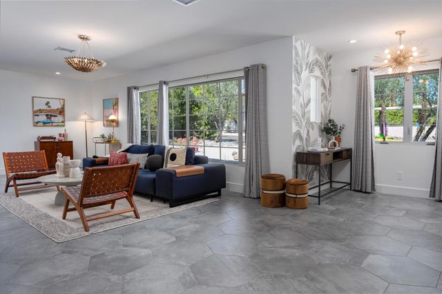 353 W Via Sol, Palm Springs, CA 92262