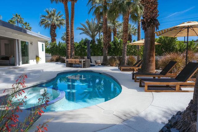 353 W Via Sol, Palm Springs, CA 92262