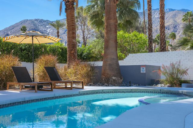 353 W Via Sol, Palm Springs, CA 92262