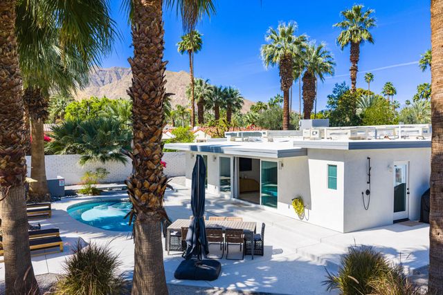 353 W Via Sol, Palm Springs, CA 92262