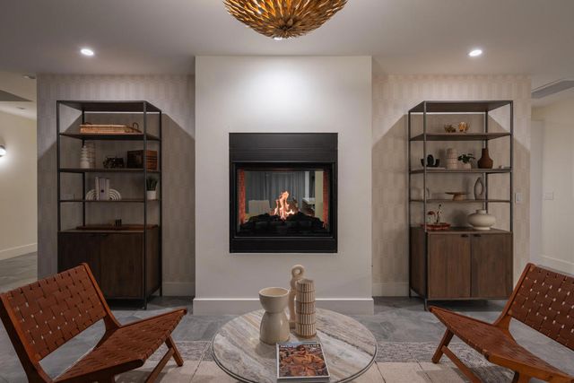 353 W Via Sol, Palm Springs, CA 92262