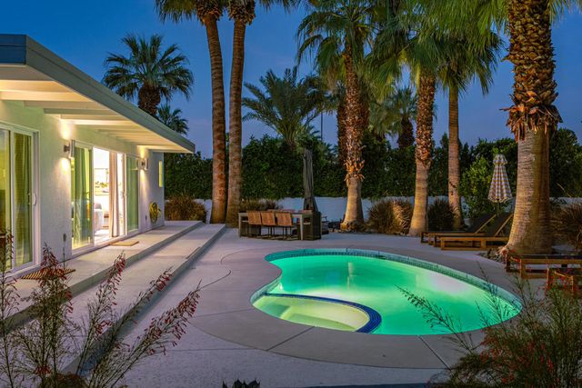 353 W Via Sol, Palm Springs, CA 92262