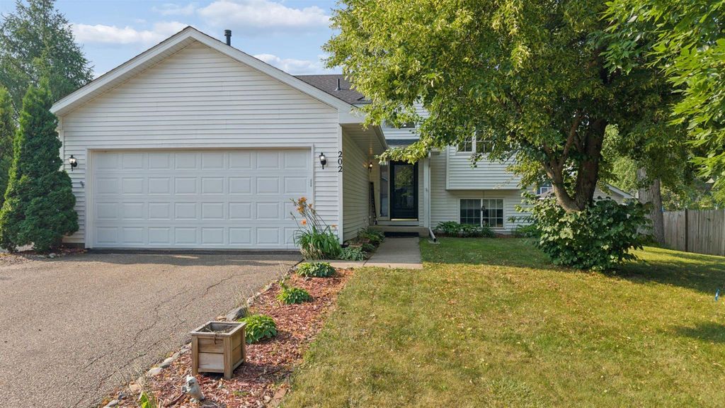 202 Crystal Lane, Montrose, MN 55363 — exterior