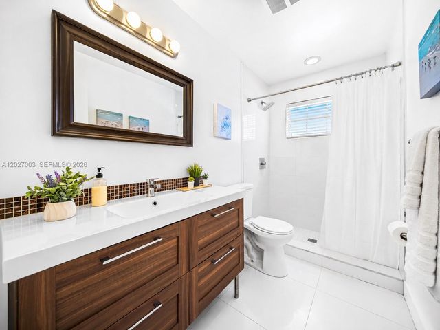 2761 SW 92nd Place, Miami, FL 33165