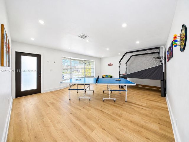2761 SW 92nd Place, Miami, FL 33165