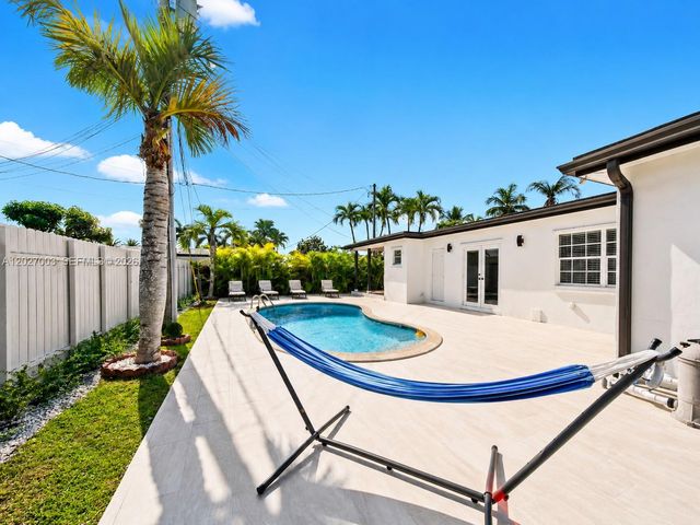 2761 SW 92nd Place, Miami, FL 33165