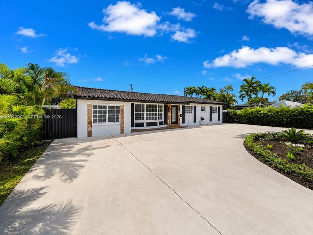 2761 SW 92nd Place, Miami, FL 33165