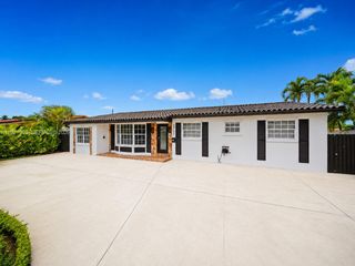 2761 SW 92nd Place, Miami, FL 33165