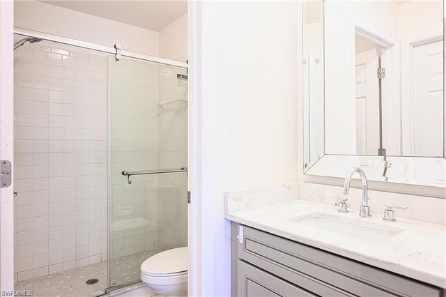 1476 Churchill CIR J-202, Naples, FL 34116