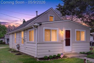 9809 Mandon Road, White Lake Charter Township, MI 48386