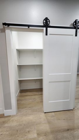 101 Pine Ridge Road, New Hartford, IA 50660