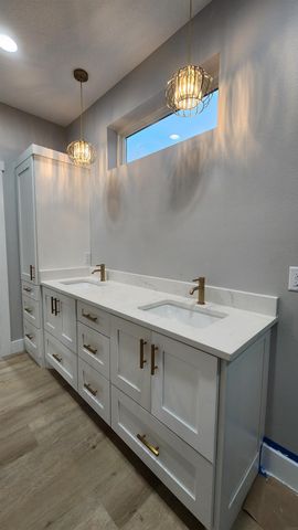 101 Pine Ridge Road, New Hartford, IA 50660