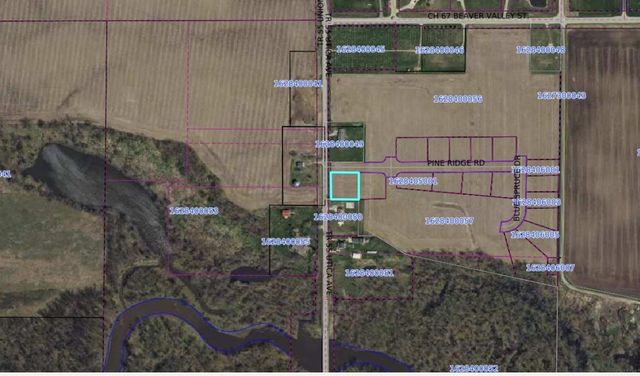 101 Pine Ridge Road, New Hartford, IA 50660