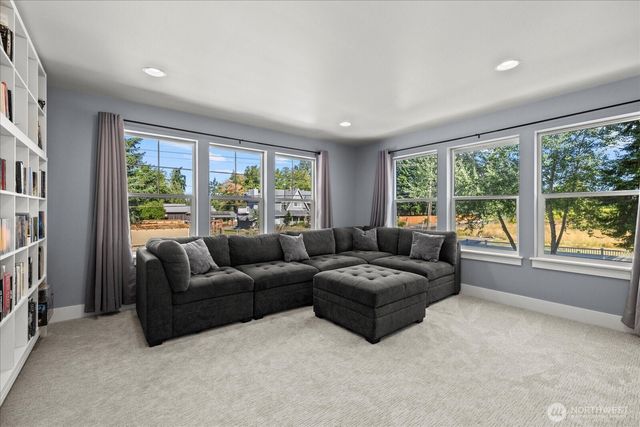 1427 114th Avenue E, Edgewood, WA 98372