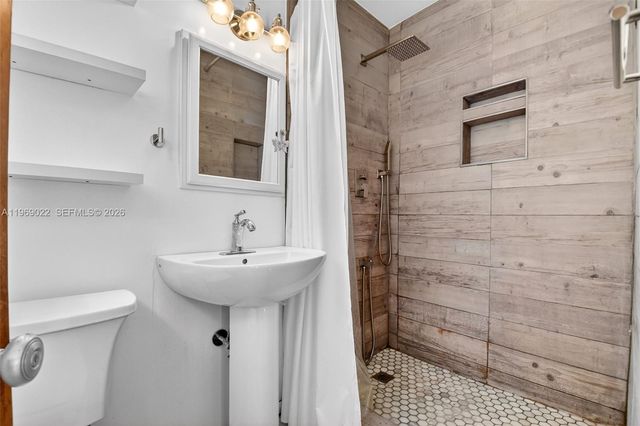 144 NW 9th Ave, Delray Beach, FL 33444