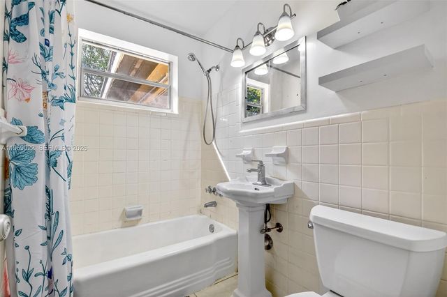 144 NW 9th Ave, Delray Beach, FL 33444