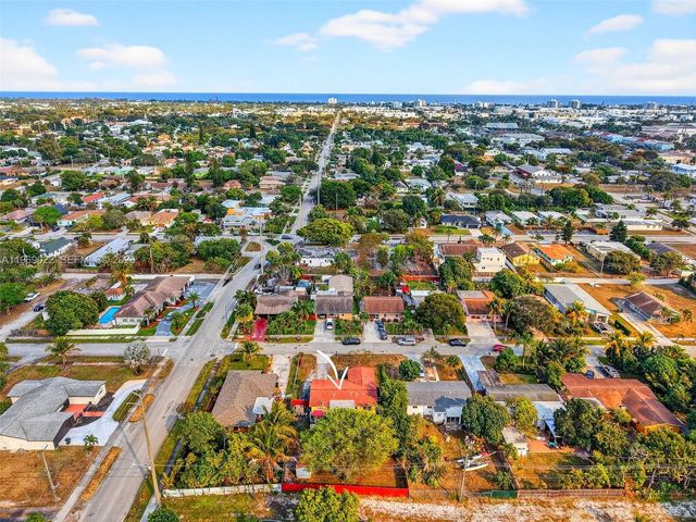 144 NW 9th Ave, Delray Beach, FL 33444