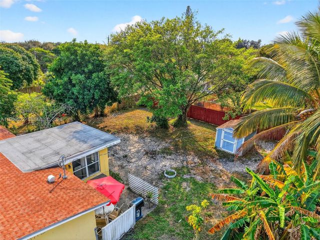 144 NW 9th Ave, Delray Beach, FL 33444