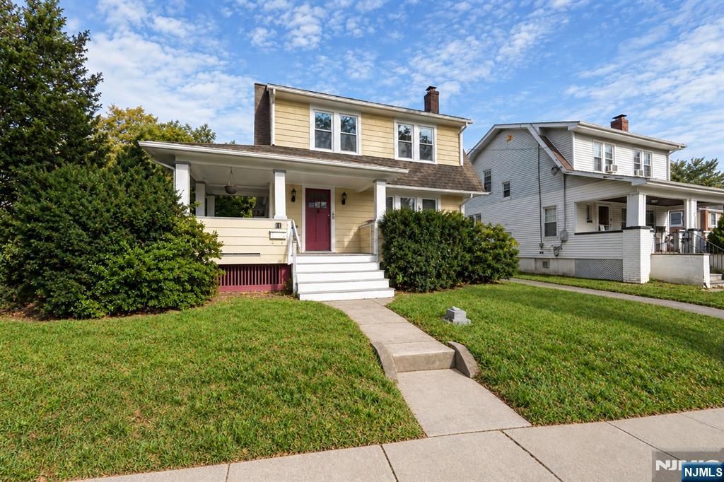 61 Buena Vista Avenue, Hawthorne, NJ 07506