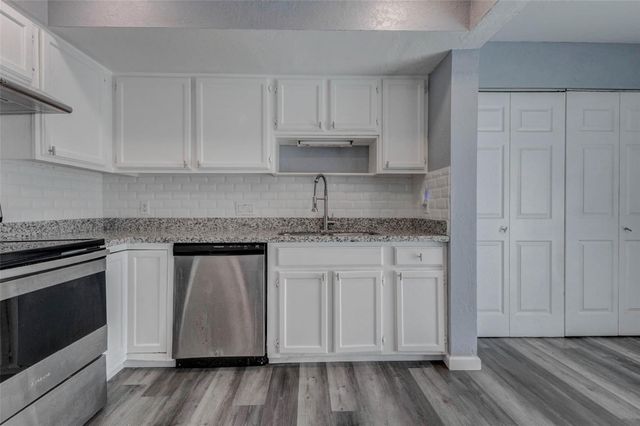 14219 Cypress View Drive, Cypress, TX 77429