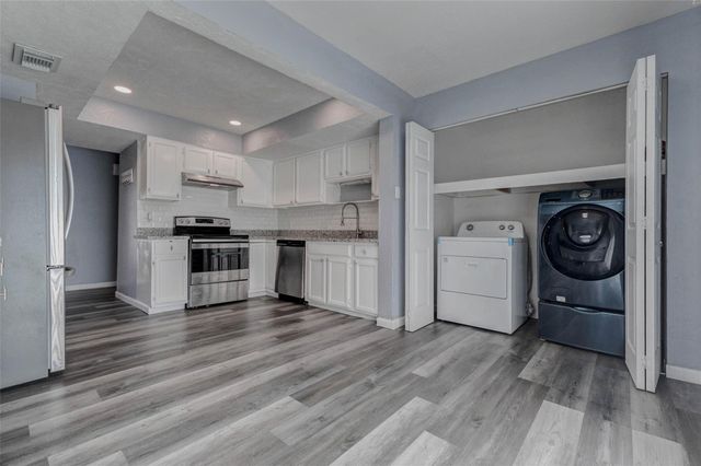 14219 Cypress View Drive, Cypress, TX 77429