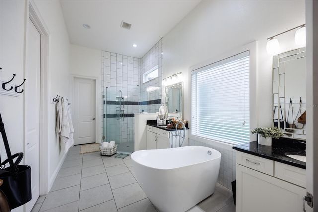 14006 QUARRY LAKE ROAD, Lithia, FL 33547