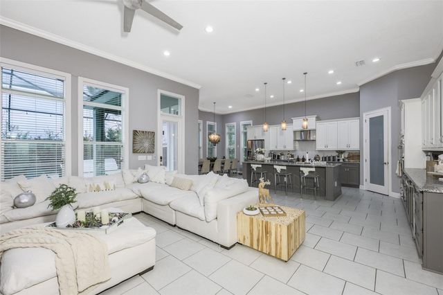 14006 QUARRY LAKE ROAD, Lithia, FL 33547