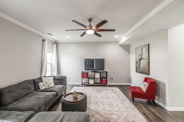 156 Hackney Ln, Gallatin, TN 37066