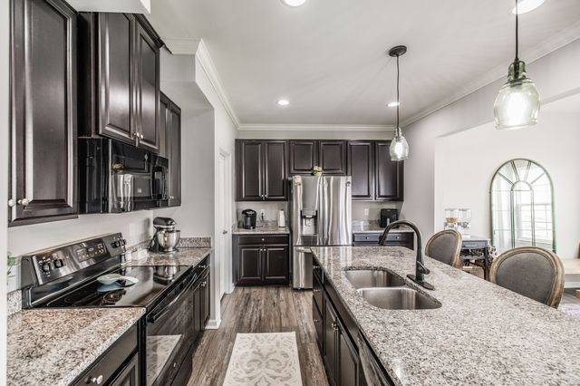 156 Hackney Ln, Gallatin, TN 37066