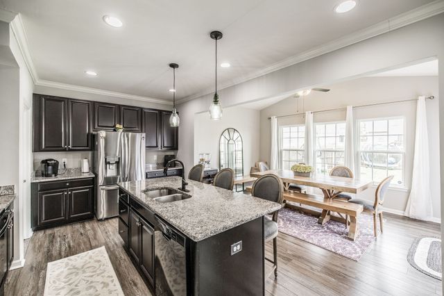 156 Hackney Ln, Gallatin, TN 37066