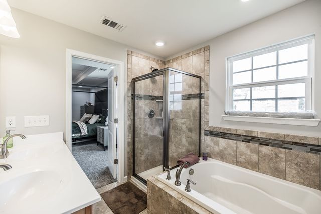 156 Hackney Ln, Gallatin, TN 37066