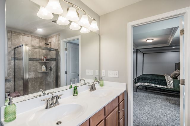 156 Hackney Ln, Gallatin, TN 37066