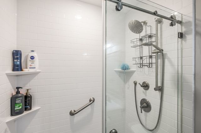 156 Hackney Ln, Gallatin, TN 37066