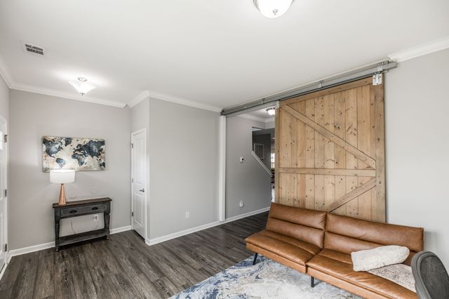 156 Hackney Ln, Gallatin, TN 37066