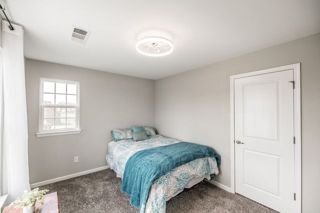 156 Hackney Ln, Gallatin, TN 37066