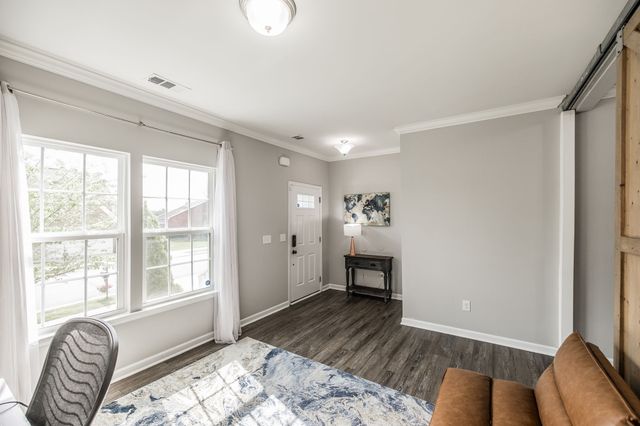 156 Hackney Ln, Gallatin, TN 37066