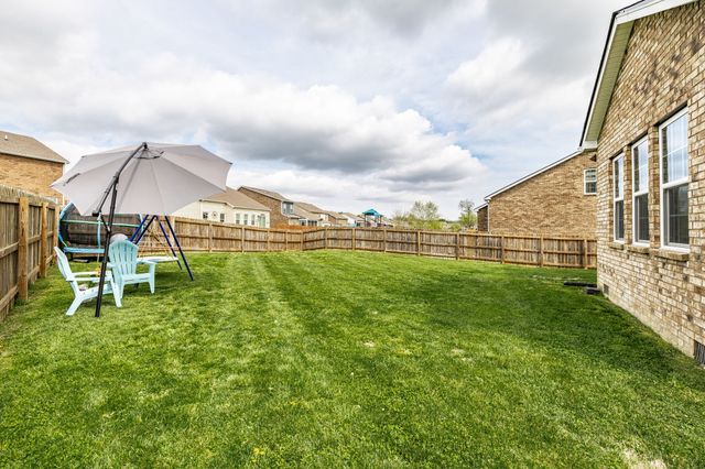 156 Hackney Ln, Gallatin, TN 37066